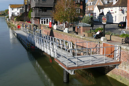 Arundel pontoon - www.simplonpc.co.uk