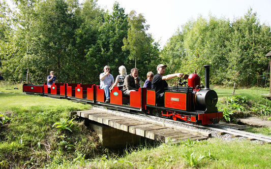 Barnards Miniature Railway - Photo: © Ian Boyle 9th September 2014 - www.simplonpc.co.uk
