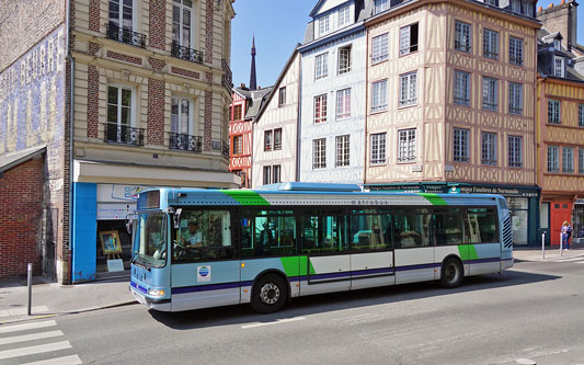 Rouen Bus - Photo: ©Ian Boyle 28th April 2017 