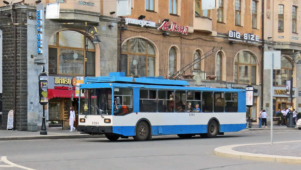 St Petersburg - Trolleybus - www.simplonpc.co.uk