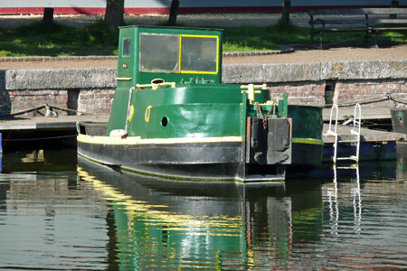 FRISKY - Bantam tug - www.simplonpc.co.uk - Photo: � Ian Boyle, 28th June 2011