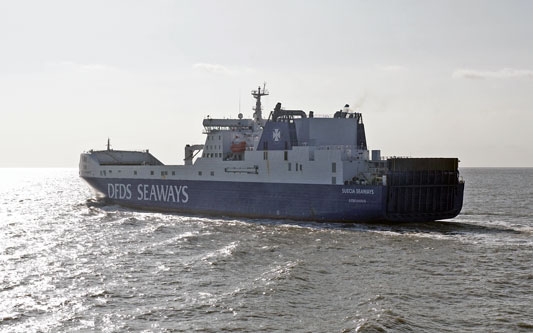 SUECIA SEAWAYS (DFDS) - Photo: © Ian Boyle, 15th May 2015 - www.simplonpc.co.uk