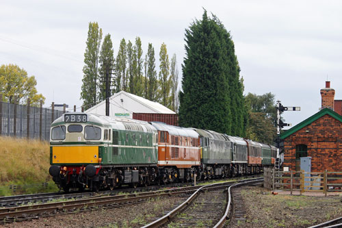 D5401 - Class 27 - Photo: ©2011 Ian Boyle - www.simplonpc.co.uk