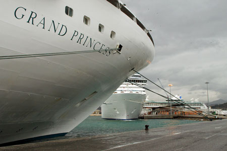 GRAND PRINCESS Cruise - Photo: © Ian Boyle, 21st October 2011 - www.simplonpc.co.uk