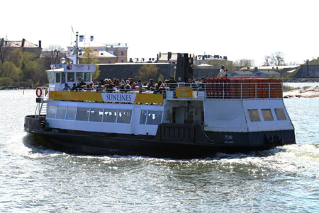 HELSINKI Ferries - Photo: © Kalle Id, 17th May 2009 - www.simplompc.co.uk - Simplon Postcards