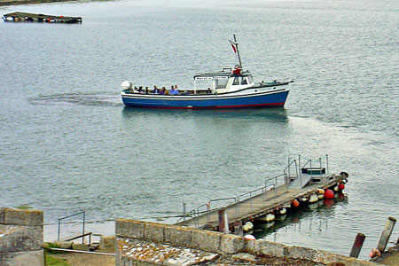 HAVEN  ROSE at Hurst Castle Ferries - Photo: © Ian Boyle, 4th June 2004 - www.simplonpc.co.uk