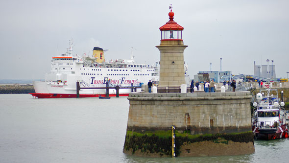 Ramsgate Lighthouse - www.simplonpc.co.uk