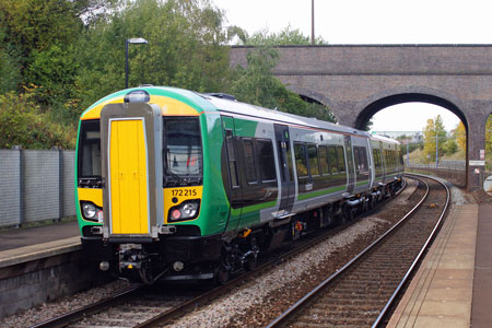 London Midland Trains - www.simplonpc.co.uk - Photo: © Ian Boyle, 26th September 2011