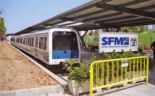 Palma, Majorca SFM station - Photo: � Ian Boyle, 1st August 1995 - www.sipmlon.co.uk