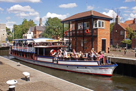 SONNING (1902) - Newark River Cruise Lines - Photo: © Ian Boyle, 24th August 2011 - www.simplonpc.co.uk