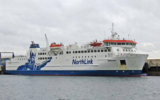 HAMNAVOE - Northlink - Photo: © Margaret Boyle, 18th July 2015 - www.simplonpc.co.uk