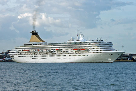 ARTEMIS of P&O Cruises - Photo: � Ian Boyle, 12th April 2011 - www.simplonpc.co.uk