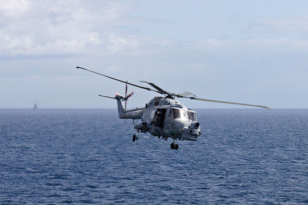 Lynx helicopter from HMS CUMBERLAND - Photo: © Ian Boyle, 17th July 2010 - www.simplonpc.co.uk