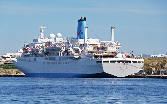 Thompson Spirit Cruise - Mykonos - Photo: ©2015 Ian Boyle - www.simplonpc.co.uk