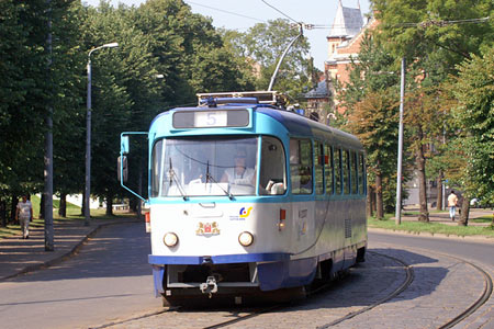 Riga Trams - Photo: © Ian Boyle, August 13th 2007 - Simplon Postcards - www.simplonpc.co.uk