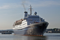 MARCO POLO leaving Tilbury on a Norwegian cruise
