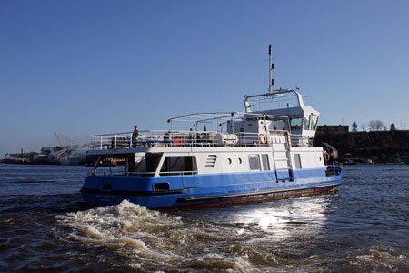 SPIRIT OF THE TYNE - River Tyne - Shields Ferry - Photo ©2011 Ian Boyle - www.simplonpc.co.uk