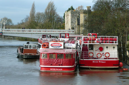 River Palace & River Prince - York Boat - Photo: © Ian Boyle, 18th Novembe2009