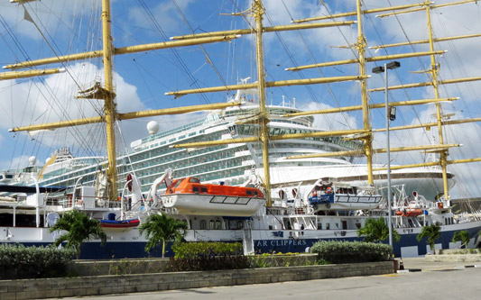 P&O Azura Cruise - www.simplonpc.co.uk 