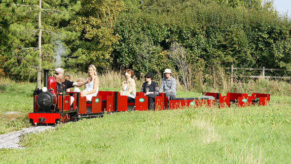 Barnards Miniature Railway - Photo: © Ian Boyle 9th September 2014 - www.simplonpc.co.uk