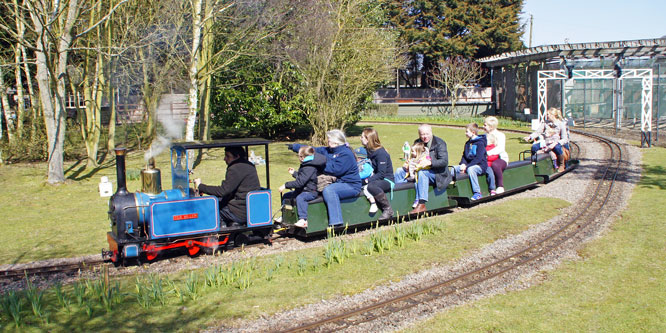 East Herts Miniature Railway - Photo: © Ian Boyle, 2nd April 2013 -  www.simplonpc.co.uk
