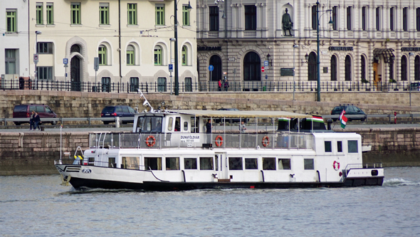 DUNAFOLDVAR - EMERALD SKY Cruise - Budapest-Bucharest - Photo: © Ian Boyle, 14th May 2016 - www.simplonpc.co.uk