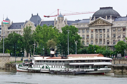 DS KOSSUTH - EMERALD SKY - Budapest-Bucharest - Photo: © Ian Boyle, 14th May 2016 - www.simplonpc.co.uk