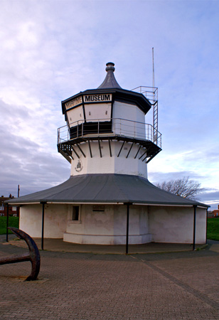 Lighthouse - Harwich - www.simplonpc.co.uk