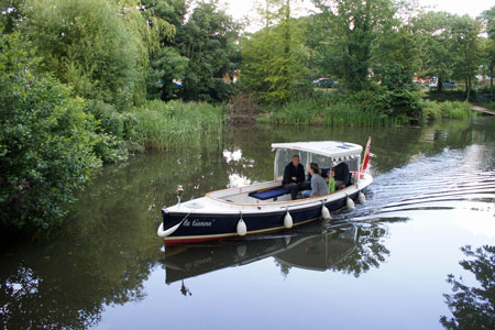 la tienne - Hythe Electric Boat Trips - Photo: © Ian Boyle, 31st May 2011- www.simplonpc.co.uk