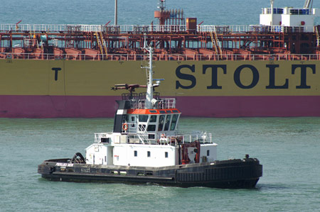 Tug at  Livorno - Photo: © Ian Boyle, 23rd August 2009
