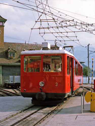 Vitznau-Rigi Bahn - Photo: ©1985 Ian Boyle - www.simplonpc.co.uk - Simplon Postcards