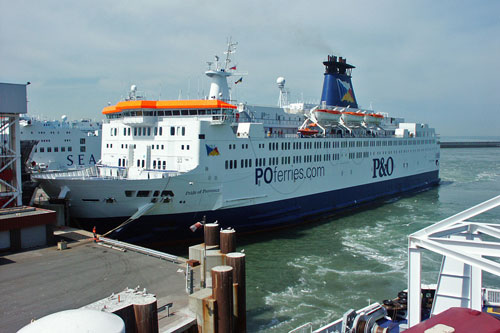 PRIDE OF PROVENCE - P&O Ferries - Photo: 2003 Ian Boyle - www.simplonpc.co.uk