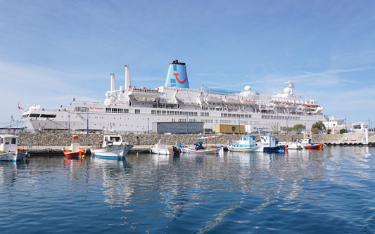 Thompson Spirit Cruise - Mykonos - Photo: ©2015 Ian Boyle - www.simplonpc.co.uk