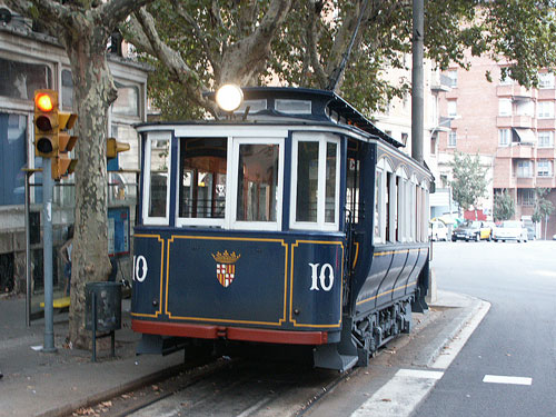 Barcelona - Tramvia Blau - Photo: © Ian Boyle, 1st September 2002 - www.simplompc.co.uk - Simplon Postcards