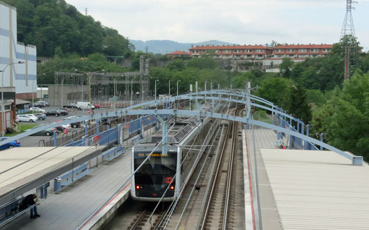 Bilbao Metro - Photo: � Ian Boyle, 27th May 2015 - www.simplonpc.co.uk