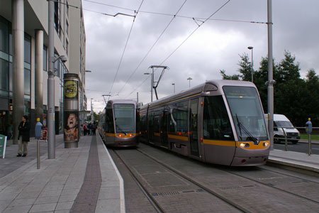 Dublin LUAS Trams - Photo: ©2008 Ian Boyle - www.simplompc.co.uk - Simplon Postcards