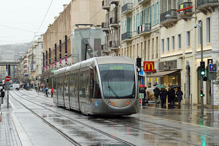 Tramway de Nice - Photo: � Ian Boyle, 16th February 2010
