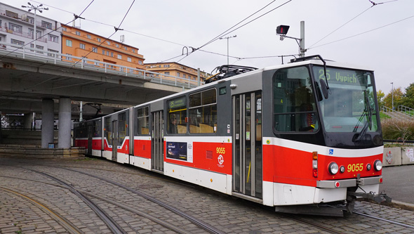 Prague Trams - Tatra T3R - www.simplonpc.co.uk