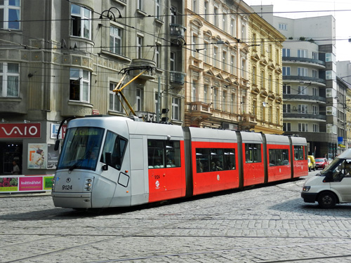 Prague Trams - Skoda 14T - www.simplonpc.co.uk