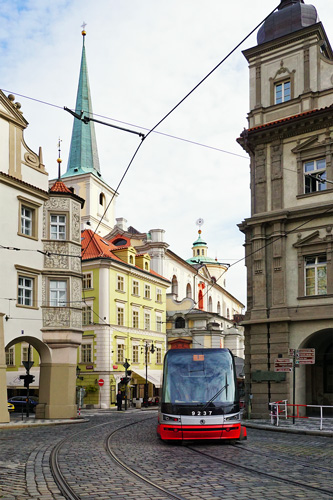 Prague Trams - Skoda 15T - www.simplonpc.co.uk