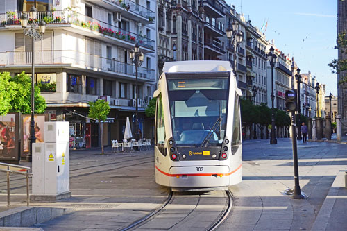 Seville CAF Urbos Tram 303 - www.simplonpc.co.uk - Photo: ©Ian Boyle 17th May 2016