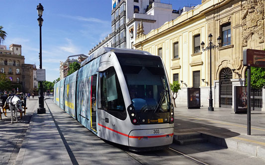 Seville CAF Urbos Tram 303 - www.simplonpc.co.uk - Photo: ©Ian Boyle 17th May 2016