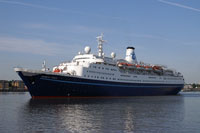 MARCO POLO leaving Tilbury on a Norwegian cruise